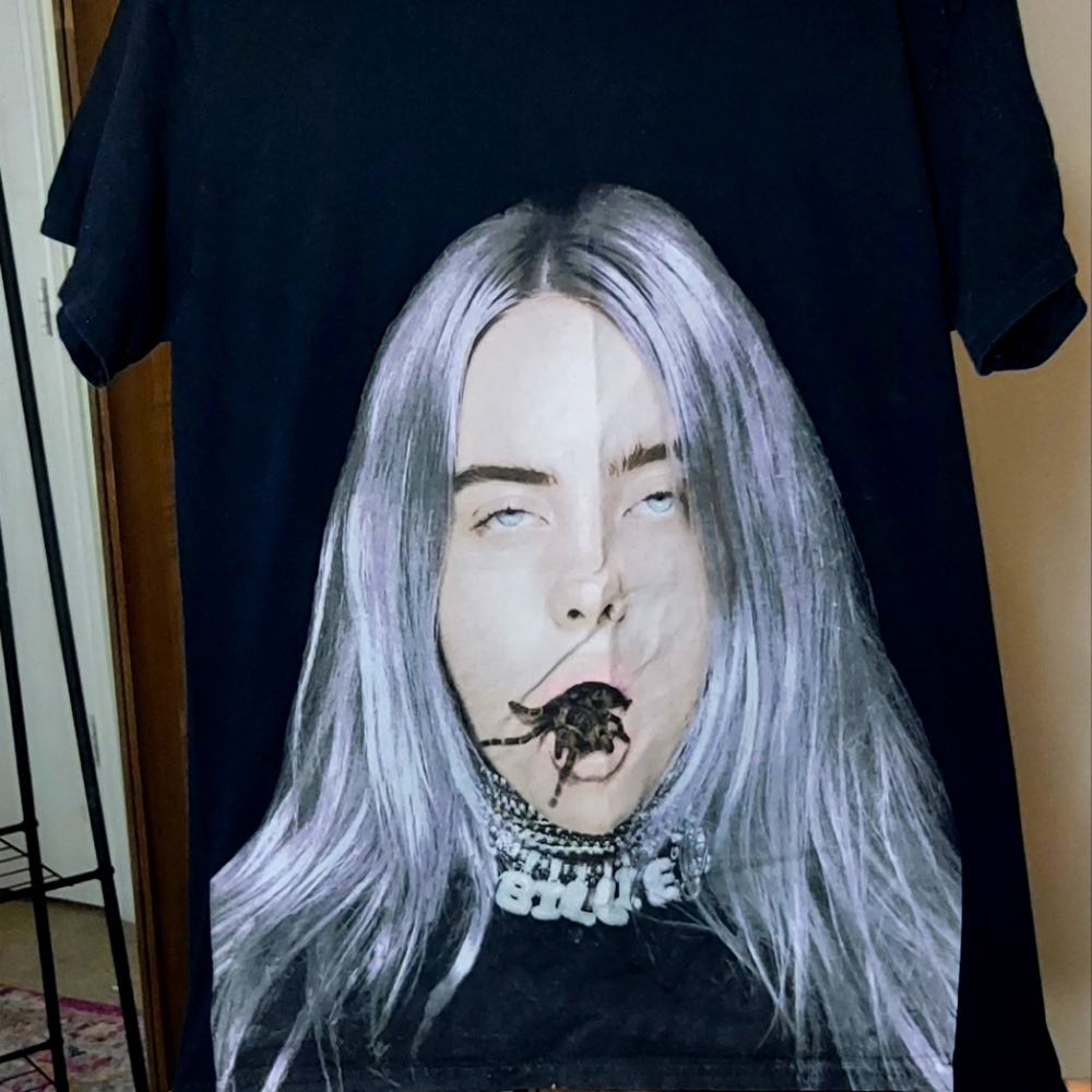 Billie Eilish Hot Topic Merch Tee